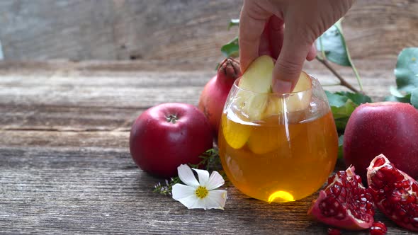 Rosh Hashana Holiday alt