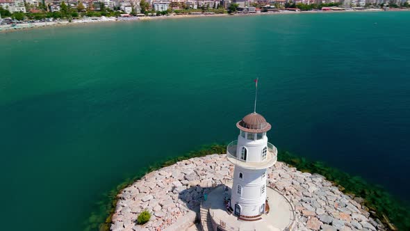 Lighthouse in the Port of Alanya Turkey Seaport Bay View From the Sea alt