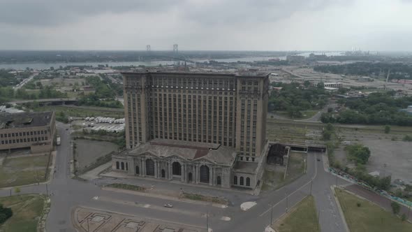 This video is an aerial view of the Old Train Station in Detroit, Michigan. The Michigan Central Tra alt