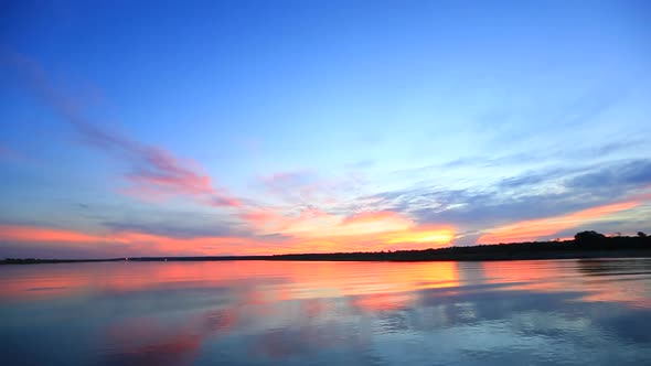 The chobe river view from a small dedicated photography boat. Covering from Kasane to Serondela. A l alt