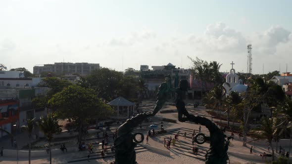Revealing the Surroundings of the Portal Maya Sculpture in Playa Del Carmen alt