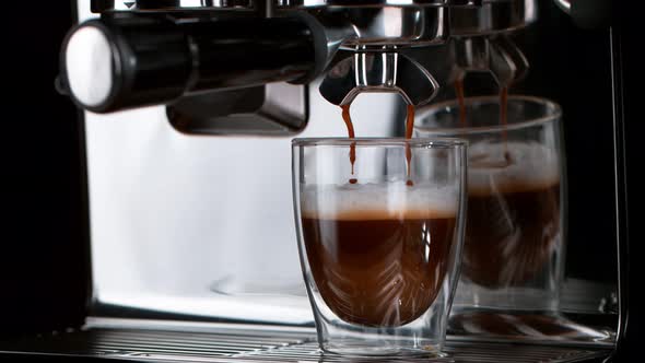 Super Slow Motion Shot of Making Cappuccino at 1000Fps alt