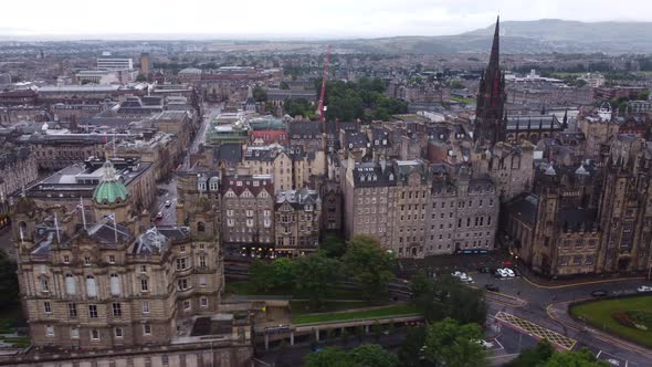 Drone Footage of the Historic Center of Edinburgh in the Early Morning