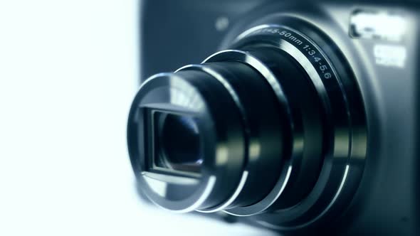 Digital Camera Zoom. alt