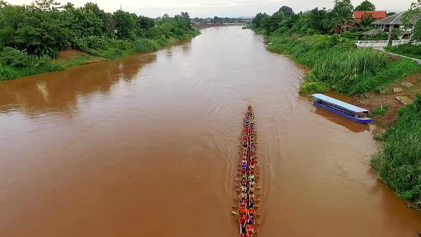 Long Tail Boat Practicing 08 alt