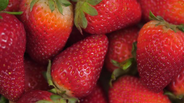 Close Up Of Strawberries Spinning 04