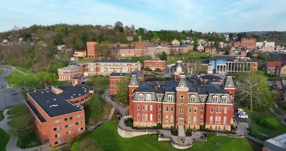 Woodburn Hall and West Virginia University downtown campus buildings. WVU college life establishing alt