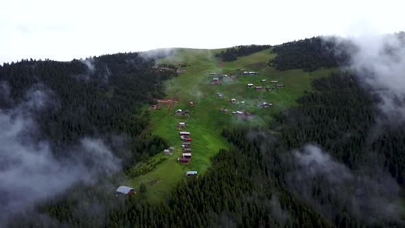 Pokut Plateau Rize Camlihemsin,Pokut plateau in the Black Sea and Turkey. Rize, Turkey alt