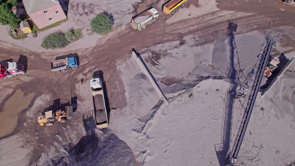 Industrial Extraction of Stone for Construction Industry alt