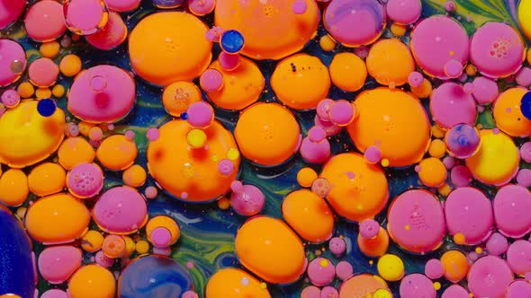 Macro Structure of Multicolored Water Paint Oil Bubbles Movement Bright Colorful Acrylic Painting alt