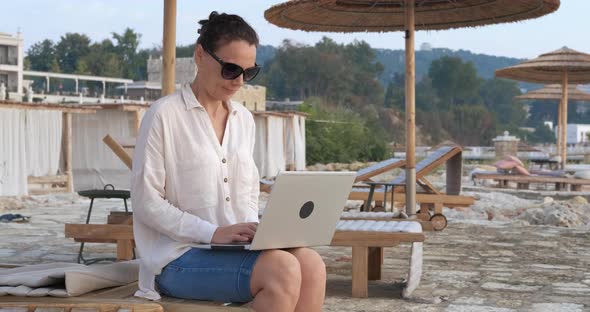 Job on Remote on the Shore alt