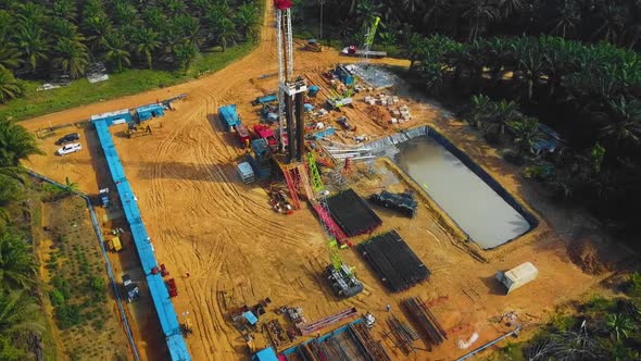 Cinematic Onshore Drilling and Workover Rig structure and Rig equipment for oil exploration and expl alt