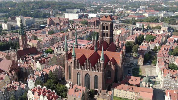 Aerial view of St. Mary's Church (Bazylika Mariacka) in Gdansk, Poland, Europe alt