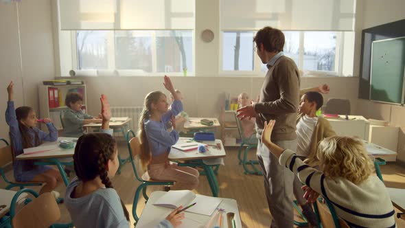 Pupils Learning in Classroom alt