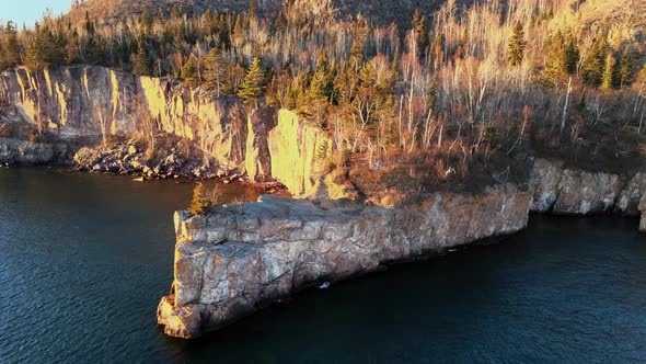 amazing landscape in north shore minnesota palisade head during golden sun light, explore minnesota alt