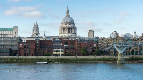 Millennium Bridge, St. Paul's Cathedral