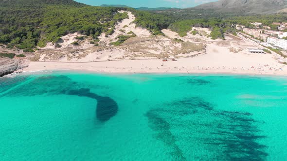 Beautiful sandy beach of Cala Mesquida, Mallorca, Spain alt