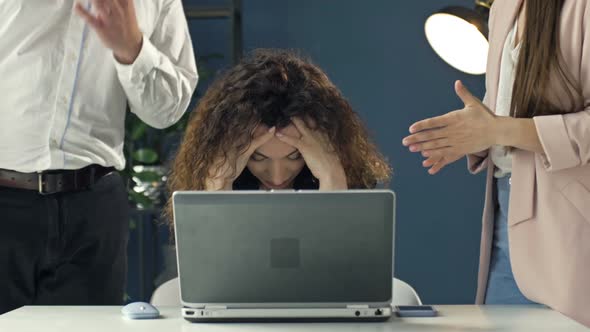 Bosses are Very Unhappy with the Employee Who Made a Serious Mistake in Her Work alt