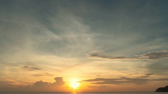 Time Lapse Sunset Sky Day To Night. alt