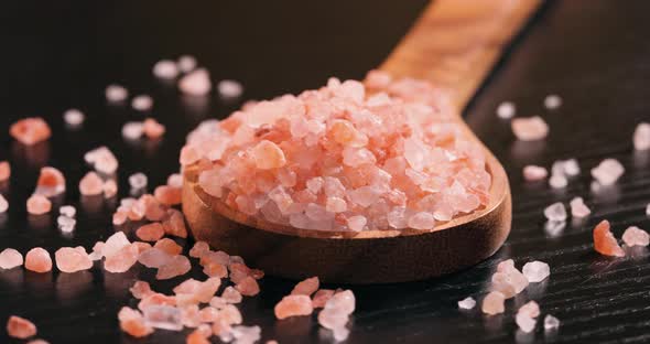 Himalayan Pink Salt in a Wooden is Used to Flavor Food alt