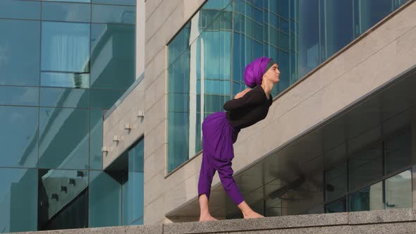 Full Length View Muslim Islamic Girl Young Woman Flexible Lady Female in Hijab Stand on City alt