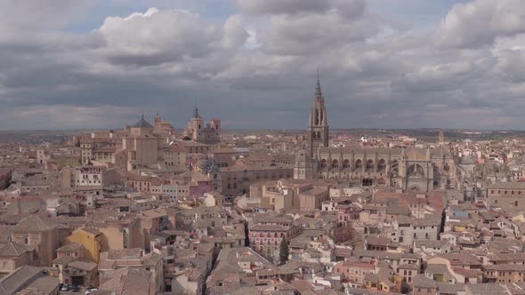 Aerial of Toledo with the Cathedral alt