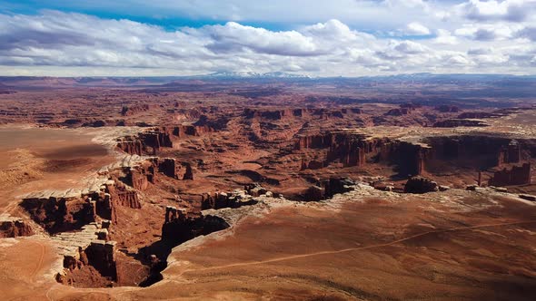 4K Paning Timelapse Aerial view of White Rim Overlook, Canyonlands National Park, Moab, Utah, USA alt
