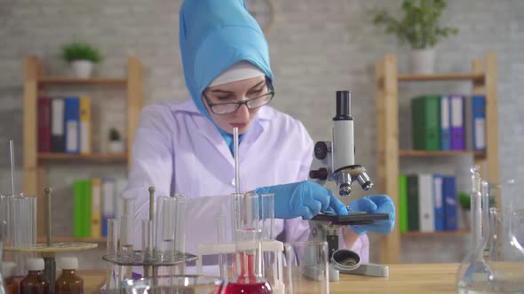 Muslim Woman Scientist Chemist National Scarf Working Lab alt