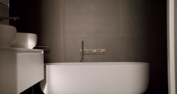 Luxury Bathroom Interior in Modern Minimalist Interior alt