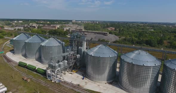 Metal Grain Elevator alt