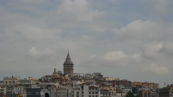 Time lapse of the Galata tower alt
