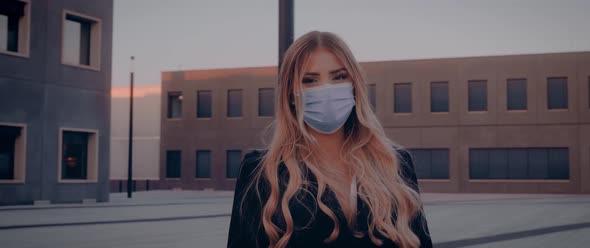 Secretary Woman with Glasses alt