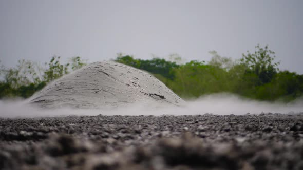 Mud Volcano Bledug Kuwu, Indonesia alt