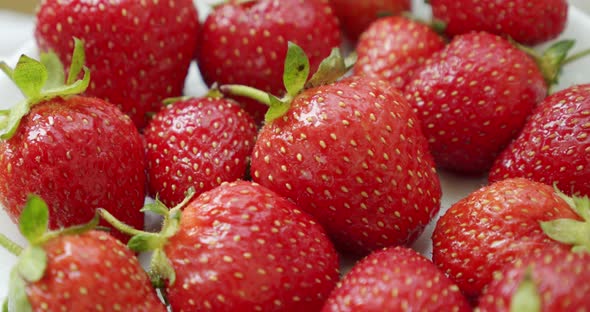 Fresh Strawberries, Rotating Slowly. Rotate Shot White Backgraund alt