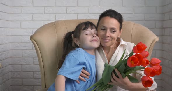 Give tulips for mother in the room.  alt