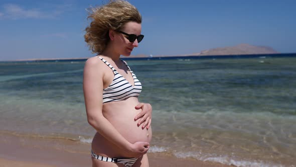 Sea Side Holidays for New Born Parents alt