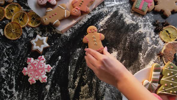 Gingerbread Beloved Cookies Valentines Day Bakery alt
