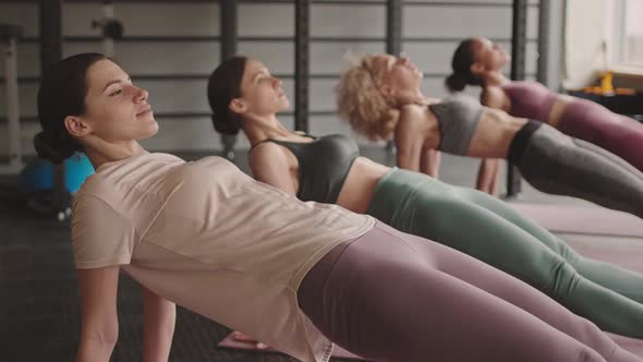 Women Getting up in Reverse Plank alt
