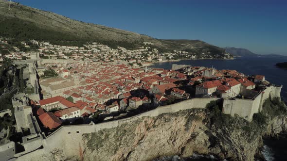 The old town of Dubrovnik alt