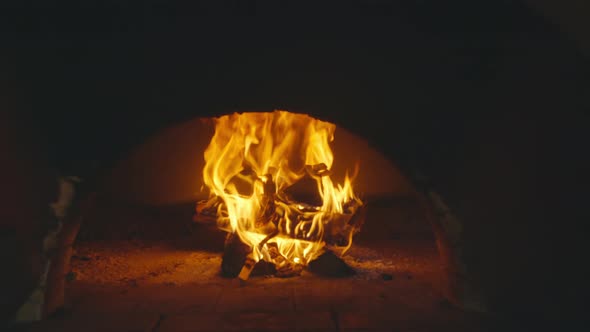 Russian Customs and Traditions. alt