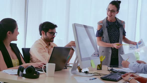 Senior Leader Giving Advice Speech to Team Members alt