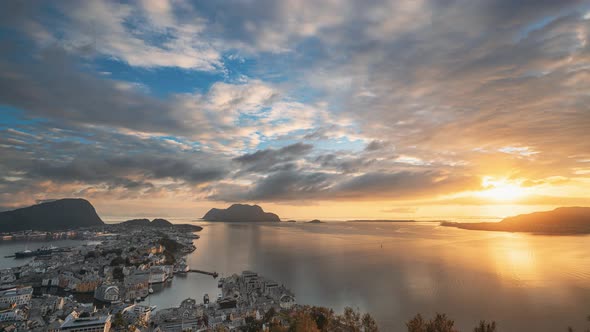 Alesund Norway alt