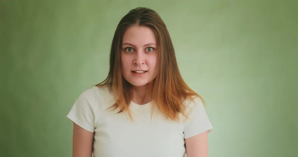 Aggressive Lady with Straight Hair Becomes Mad on Green