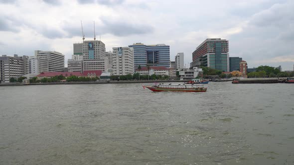 Chao Praya the main river route, with long tail boat trip along the Bangkok alt