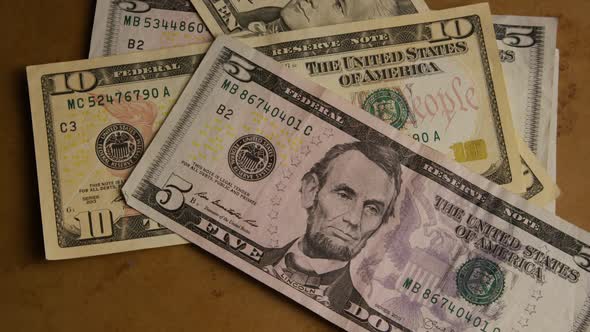 Rotating shot of American currency alt