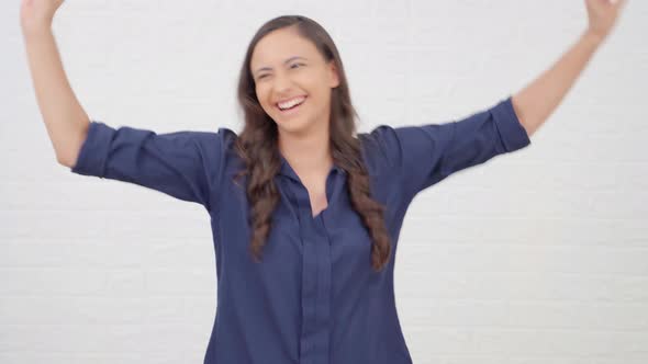 Indian girl dancing alt