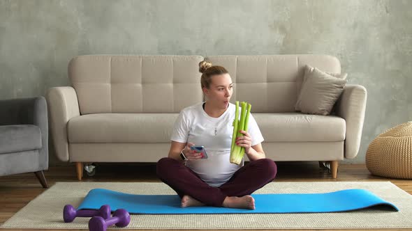 Pregnant eats vegetables