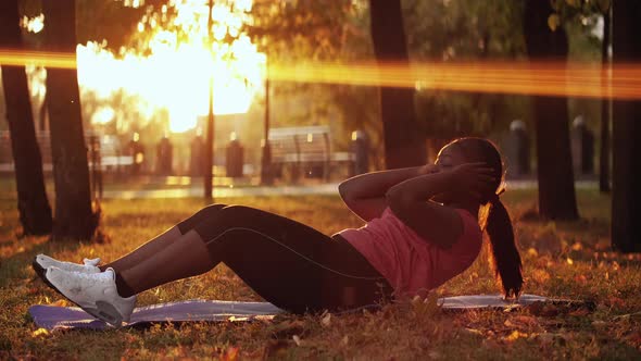 Exercising Outdoors Park Workout Sporty Woman Street alt