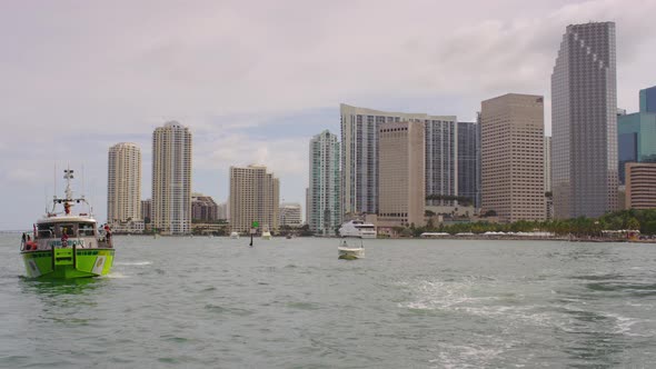 Two boats sailing in Miami alt