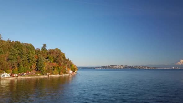 Slow Pan left to right of Tacoma. Commencement Bay, Mt Rainer and the south side of Vashon Island, W alt